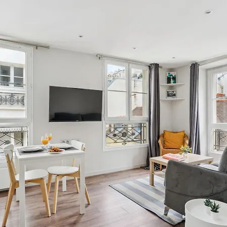 Marais 1br Cosy Charm *